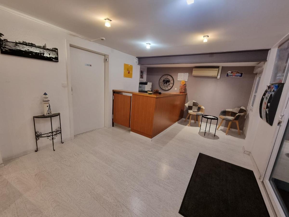 Cit'Hotel Les Atlantes Medis Bagian luar foto