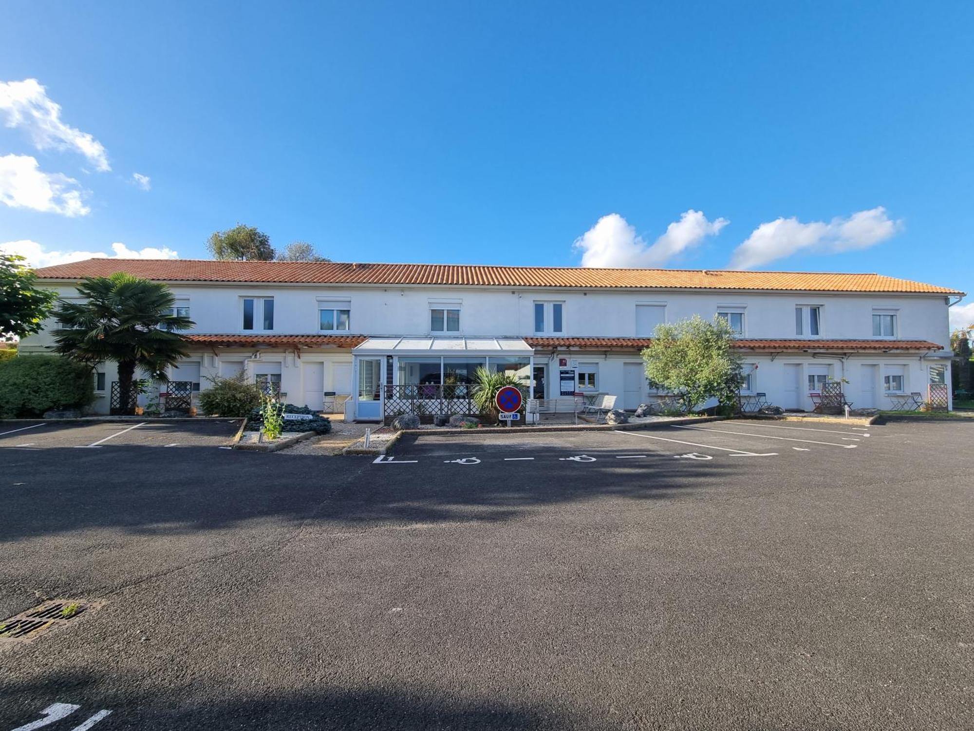 Cit'Hotel Les Atlantes Medis Bagian luar foto